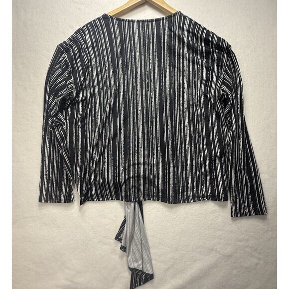 ASTR The Label Black and White Striped Tie Front Long Sleeve Top Blouse Size XL - Picture 2 of 9